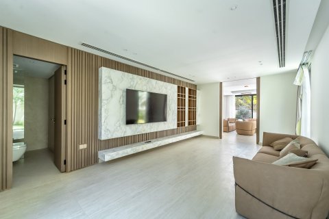 5 bedrooms Villa in Jumeirah Village Triangle, UAE No. 161046 9
