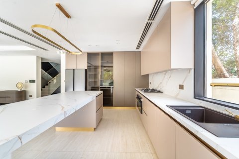 5 bedrooms Villa in Jumeirah Village Triangle, UAE No. 161046 7