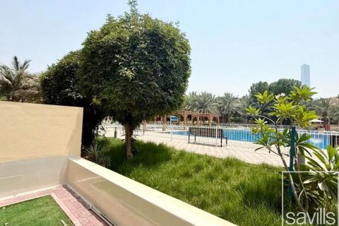 4 bedrooms Townhouse  No. 107917 17