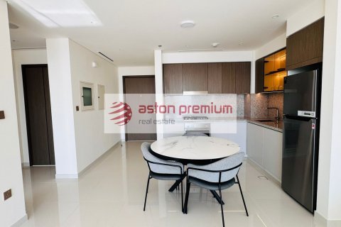 Квартира с 1 спальней в EMAAR Beachfront, ОАЭ №135958