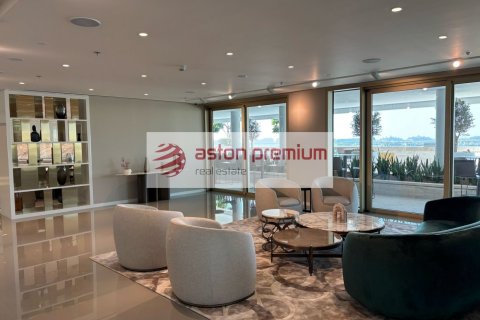 Квартира с 1 спальней в EMAAR Beachfront, ОАЭ №135958 5