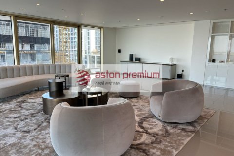 Квартира с 1 спальней в EMAAR Beachfront, ОАЭ №135958 4