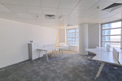 98m² Office in Business Bay, UAE No. 135961