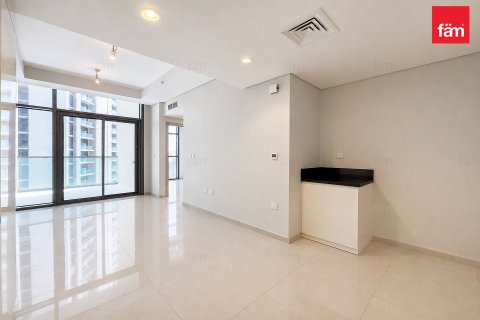 Apartment de 2 dormitorios en Business Bay, UAE No. 203464