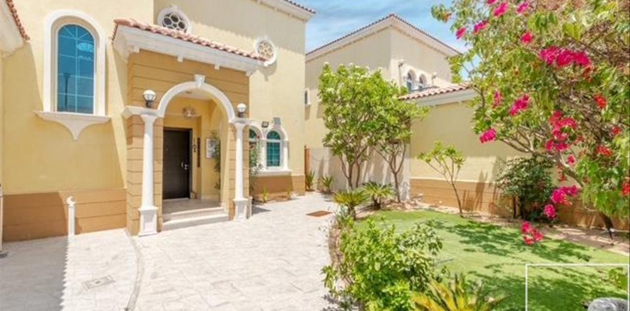 3 bedrooms Villa  No. 111701