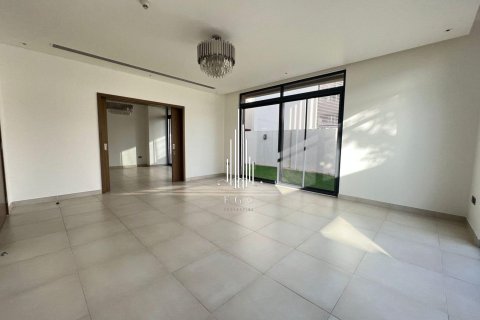 Villa de 5 dormitorios en  Yas Island, UAE No. 24812 8