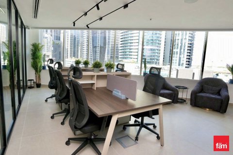 Офис 111.6м² в Бизнес-Бэй, ОАЭ №100304 2