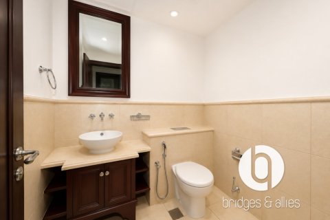 Apartment de 3 dormitorios en Old Town, UAE No. 203371 7