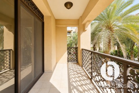 Apartment de 3 dormitorios en Old Town, UAE No. 203371 11