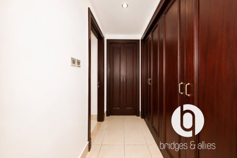Apartment de 3 dormitorios en Old Town, UAE No. 203371 16