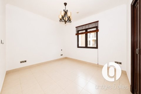 Apartment de 3 dormitorios en Old Town, UAE No. 203371 23