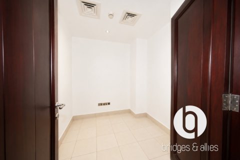 Apartment de 3 dormitorios en Old Town, UAE No. 203371 17