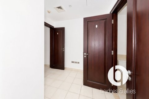 Apartment de 3 dormitorios en Old Town, UAE No. 203371 6