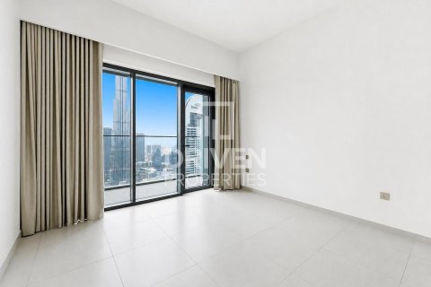 3 bedrooms Apartment in Burj Royale, UAE No. 190137 10