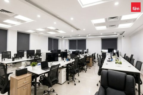 Офис 195.7м² в Бизнес-Бэй, ОАЭ №187762