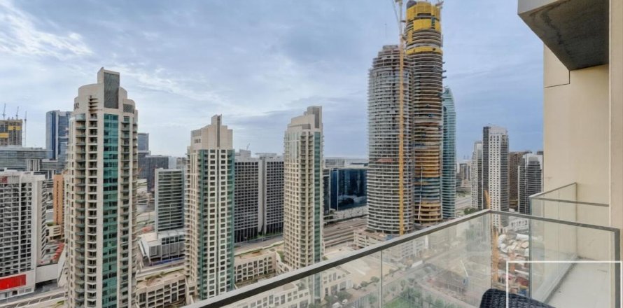 1 bedroom Apartment in Burj Royale, UAE No. 194503