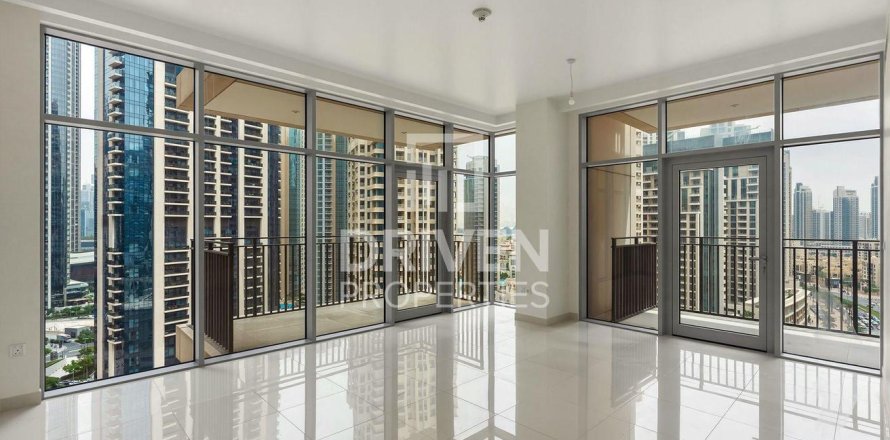 2 غرف نوم شقة في BLVD Crescent, الإمارات العربية المتحدة رقم 192761