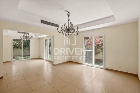 5 bedrooms Villa in Dubai Silicon Oasis, UAE No. 192760