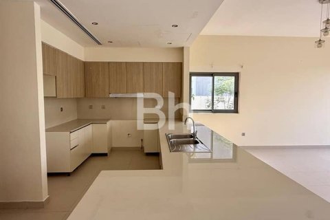 Villa de 5 dormitorios  No. 114183 10