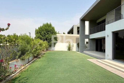 Villa de 5 dormitorios  No. 114183 11
