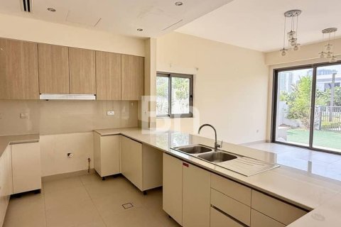 Villa de 5 dormitorios  No. 114183 9