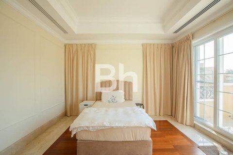 6 bedrooms Villa  No. 114181 24