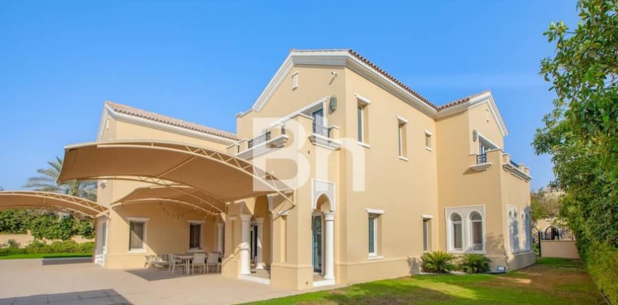 6 bedrooms Villa  No. 114181