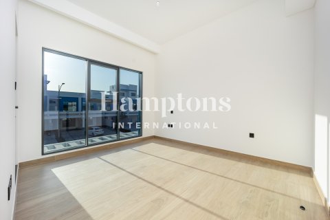 4 غرف نوم تاون هاوس في Damac Lagoons, الإمارات العربية المتحدة رقم 150115 12