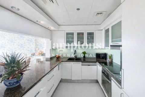 Apartment de 1 dormitorio en The Views 1, UAE No. 150116 13