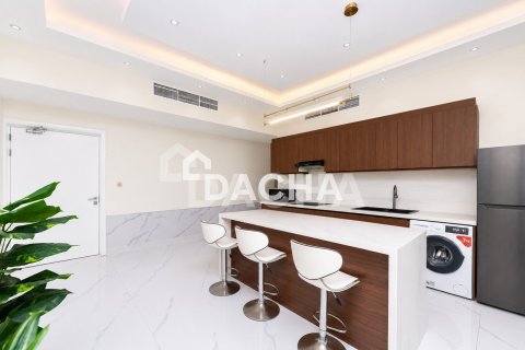 Appartement de 2 chambres à DEC Towers, UAE No. 198514 15