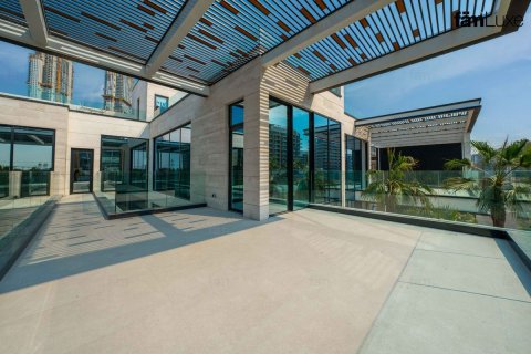 5 bedrooms Villa in Dubai, UAE No. 143618 30