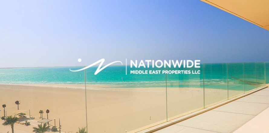 Apartment de 3 dormitorios en Abu Dhabi, UAE No. 124566