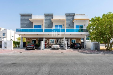 Townhouse de 3 chambres  No. 121369 2