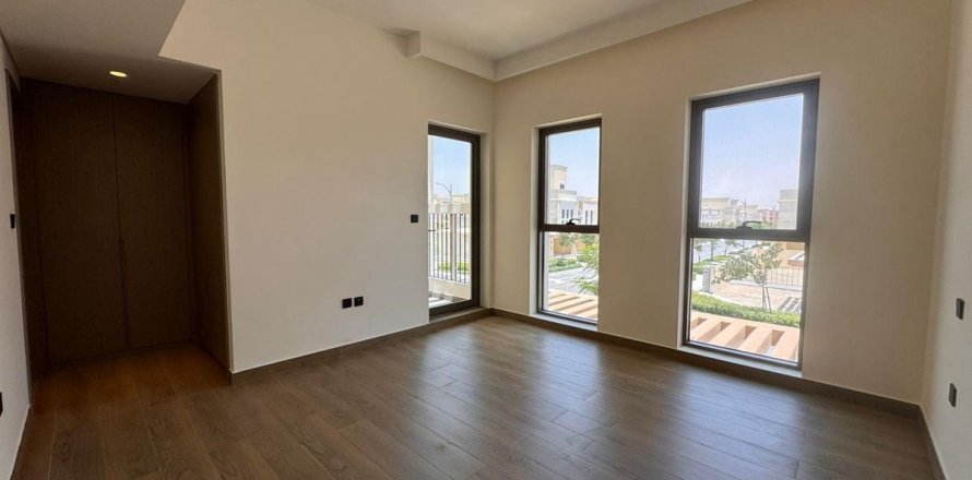 Townhouse de 4 dormitorios en Dubai, UAE No. 173361