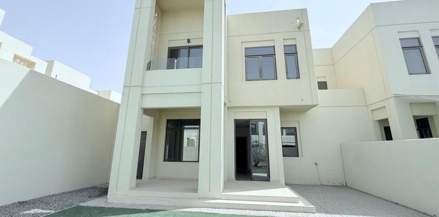 Townhouse de 3 dormitorios  No. 111432