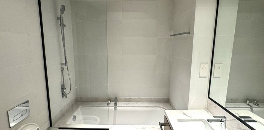 1 غرف نوم شقة في Palace Residences, الإمارات العربية المتحدة رقم 167062