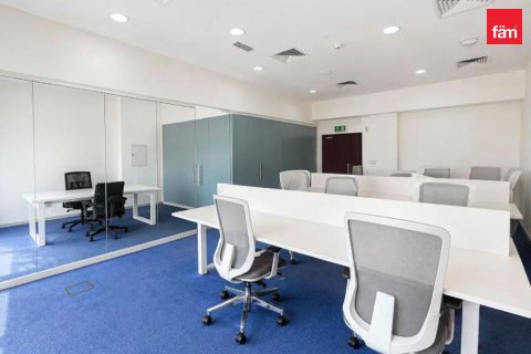 274.6m² Office in Dubai, UAE No. 200248 9