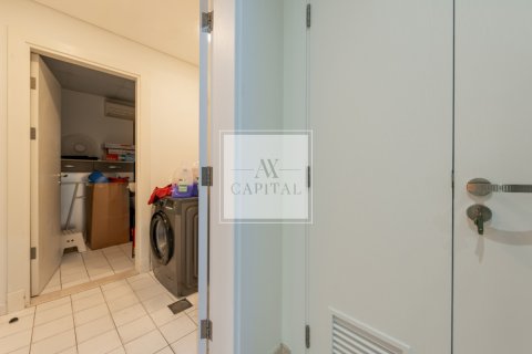 3 bedrooms Townhouse in North Village, UAE No. 14446 13