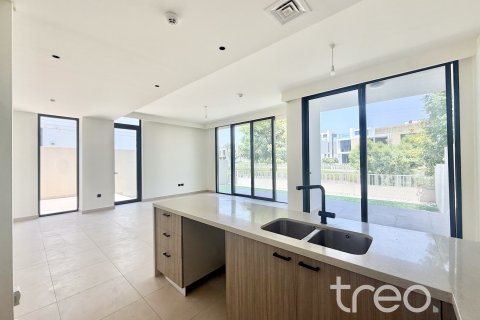 3 غرف نوم فيلا في Golf Grove, الإمارات العربية المتحدة رقم 173895 16