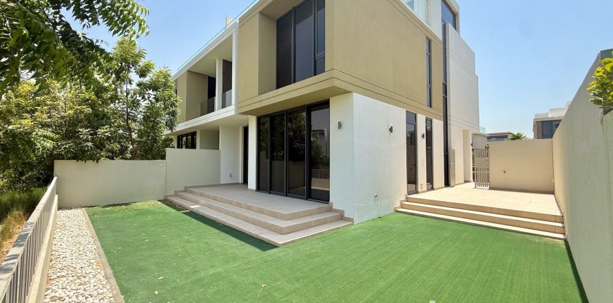 3 غرف نوم فيلا في Golf Grove, الإمارات العربية المتحدة رقم 173895