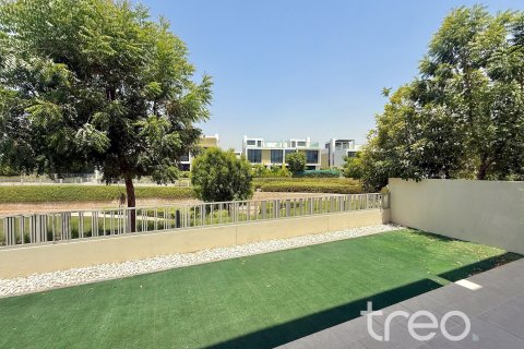 3 غرف نوم فيلا في Golf Grove, الإمارات العربية المتحدة رقم 173895 7