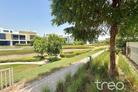 3 غرف نوم فيلا في Golf Grove, الإمارات العربية المتحدة رقم 173895 3