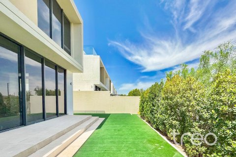 3 غرف نوم فيلا في Golf Grove, الإمارات العربية المتحدة رقم 173890 4