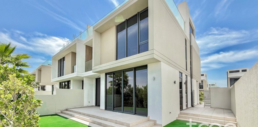 3 غرف نوم فيلا في Golf Grove, الإمارات العربية المتحدة رقم 173890