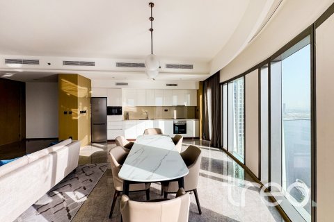 2 bedrooms Apartment in Address Harbour Point, UAE No. 173893 6