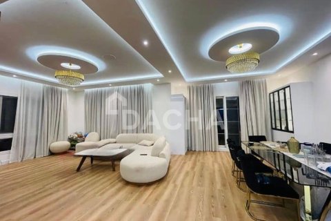 Квартира с 2 спальнями в District 10, ОАЭ №207836 3