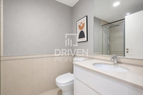 Apartment de 2 dormitorios en Hayat Boulevard, UAE No. 209548 16