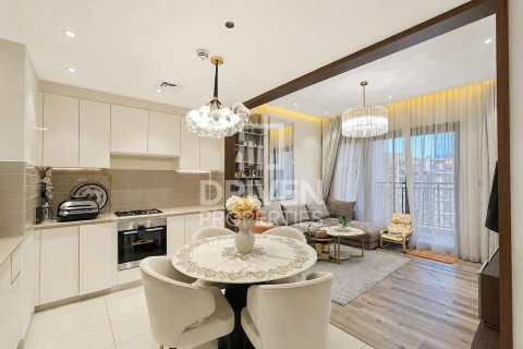 Apartment de 2 dormitorios en Hayat Boulevard, UAE No. 209548 11