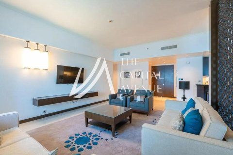 Apartment de 3 dormitorios en The Marina, UAE No. 86540 2