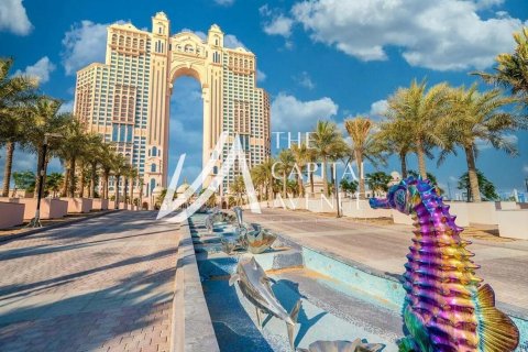 Apartment de 3 dormitorios en The Marina, UAE No. 86540 11